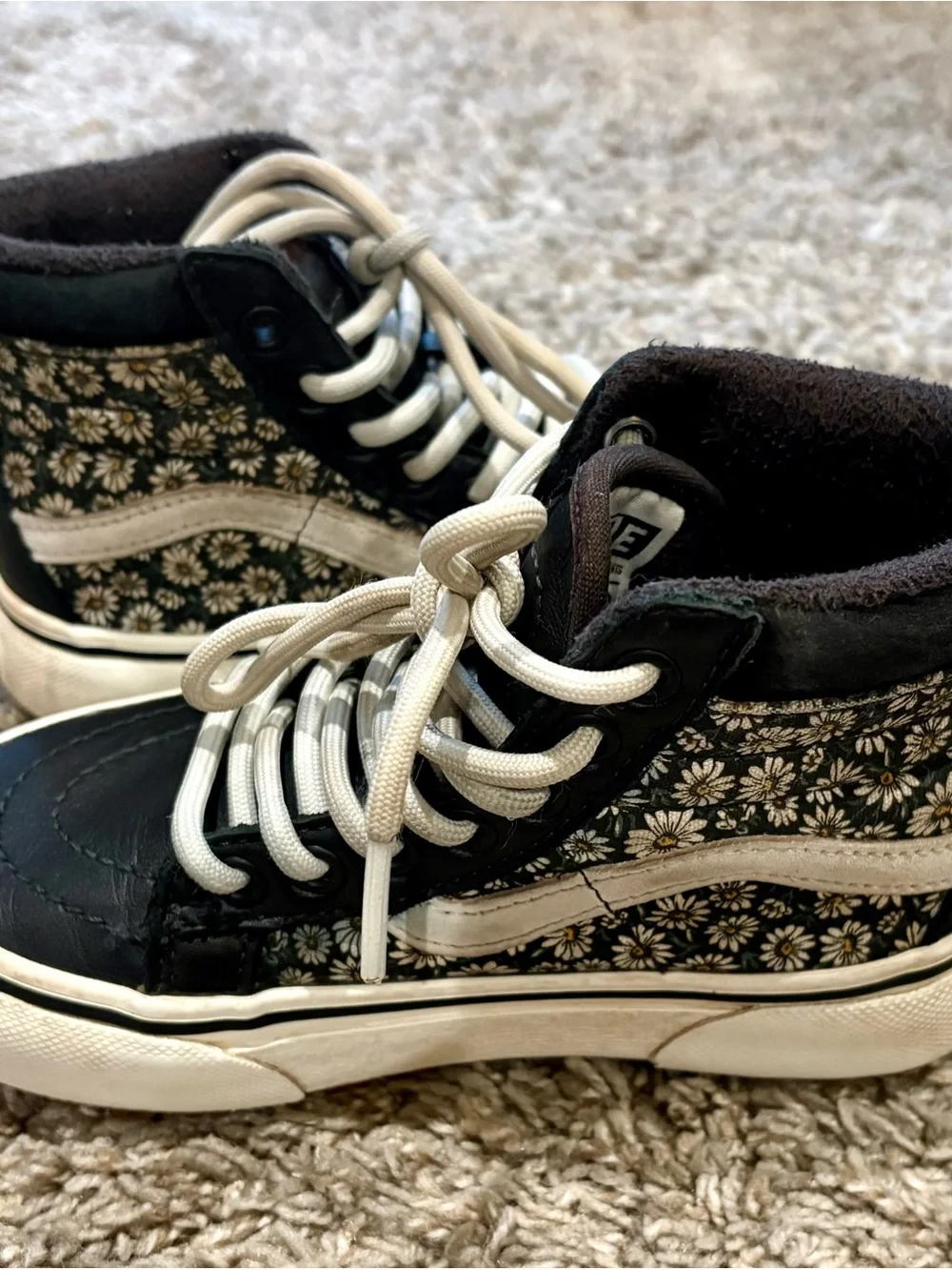 Vans MTE Kids Black & White Floral High-Top Kids Sneakers